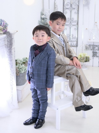 5才七五三の洋装兄弟写真