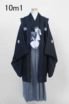 黒の10歳男児着物