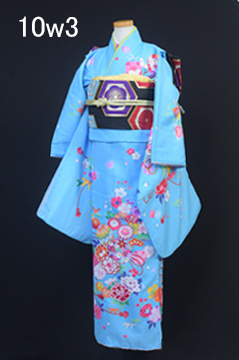 水色の10歳女児着物
