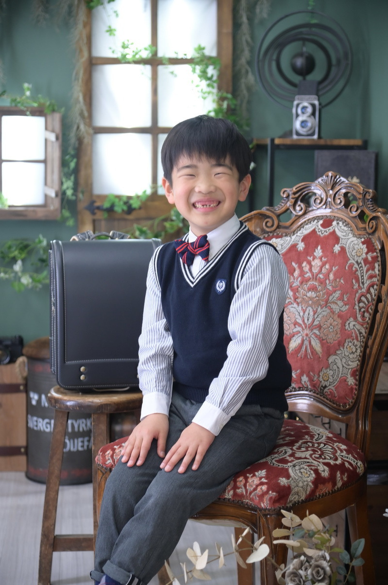 入学記念写真/ランドセル姿の男の子