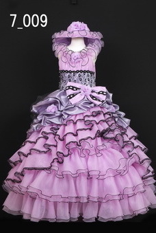 紫の7歳女児ドレス