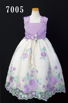 紫に白の7歳女児ドレス