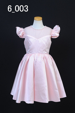 ピンクの6才ドレス